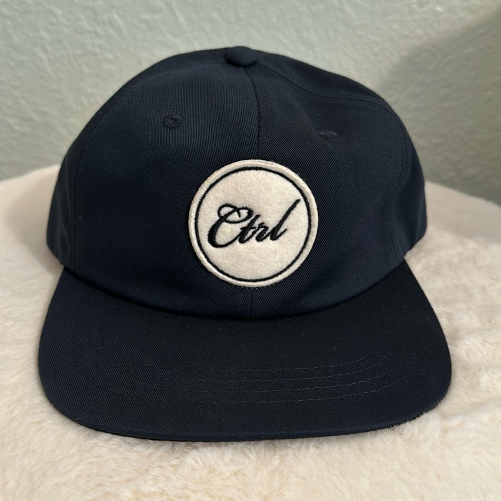 Undercontrol navy hat